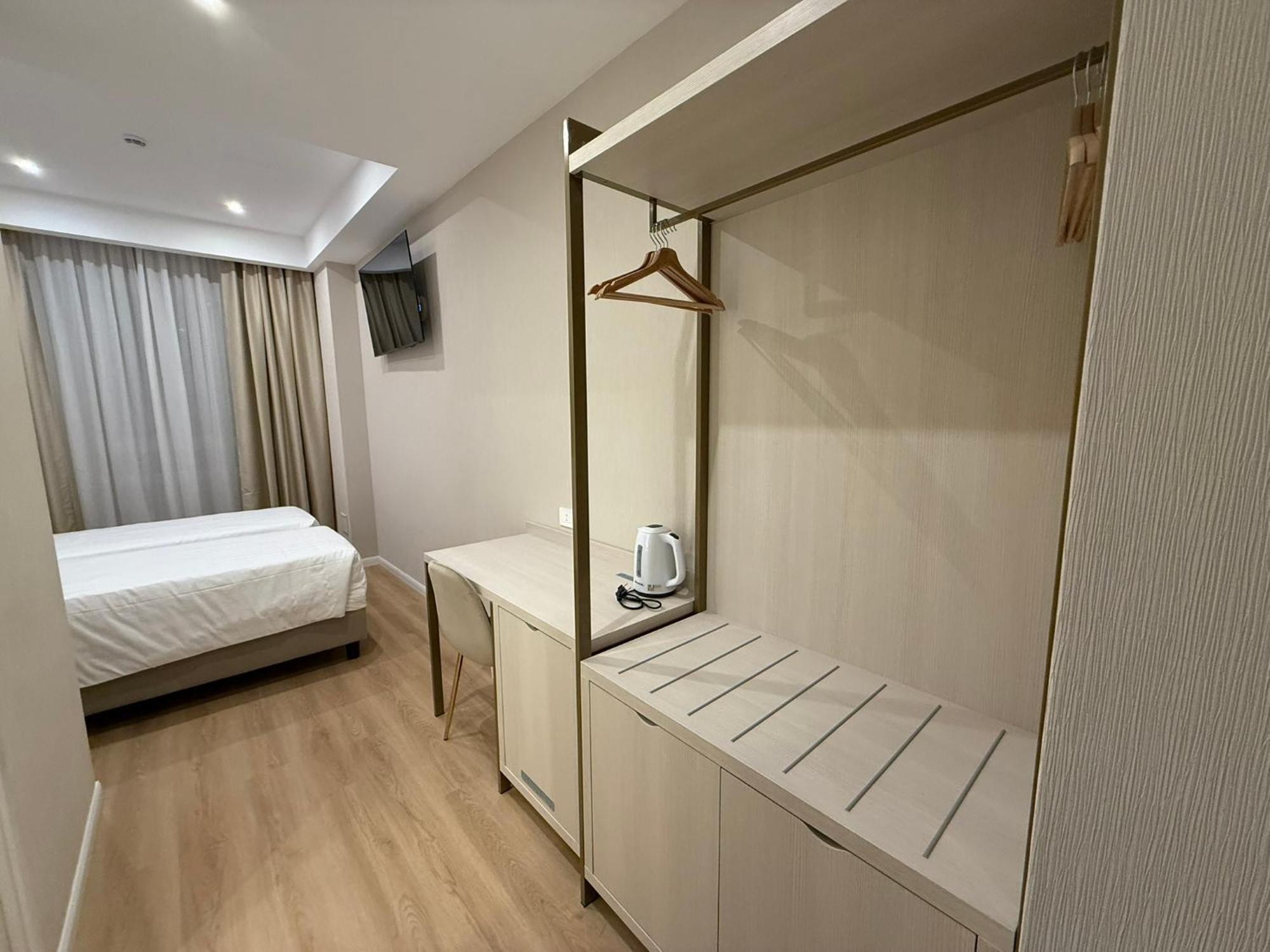 Hotel Lumi Rom